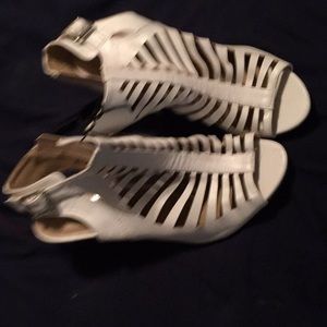 Rue 21 short heels